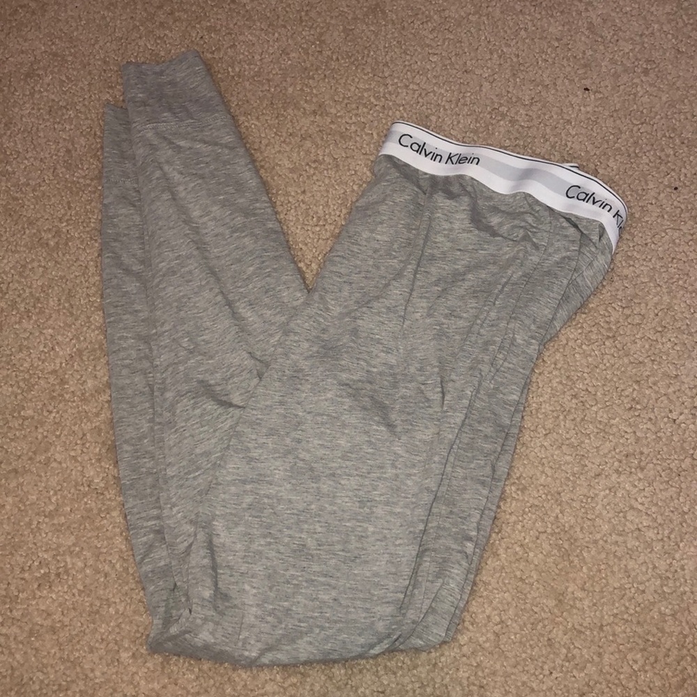 COPY - Calvin Klein Yogas